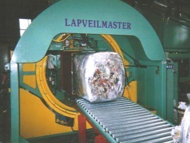 ラップベールマスタ スパイラル式４面ストレッチ包装機 - 林業機械